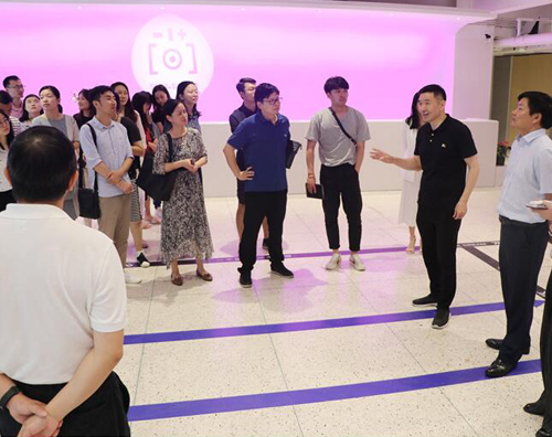 共創(chuàng  )、共享、共融、共生